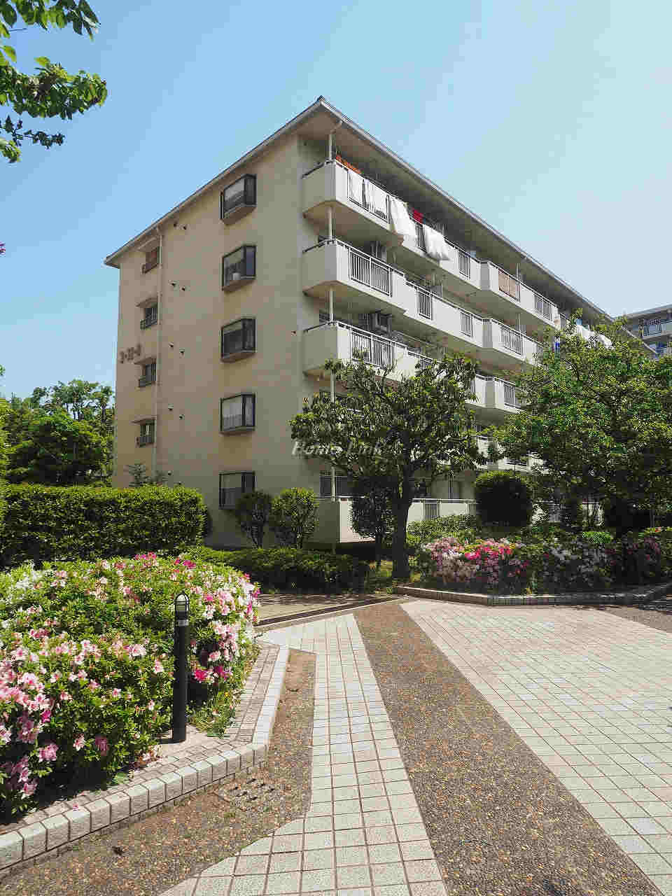 光が丘パークタウンゆりの木通り北 8号棟
