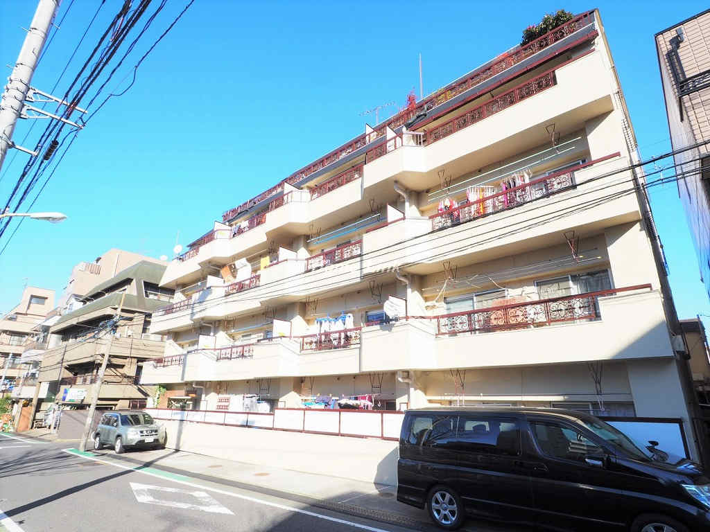 プレミス栄町