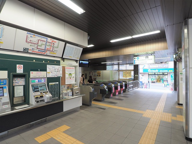 蓮根駅改札