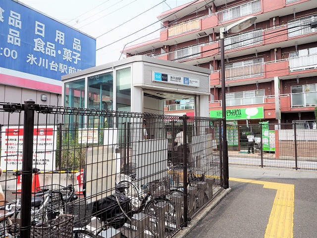 氷川台駅エレベーター口